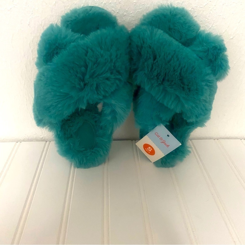 Stars Above Brooklyn Crossband Fur Slipper Color Turquoise Sz 13/1 Fit W 5/6 NWT - Picture 5 of 6